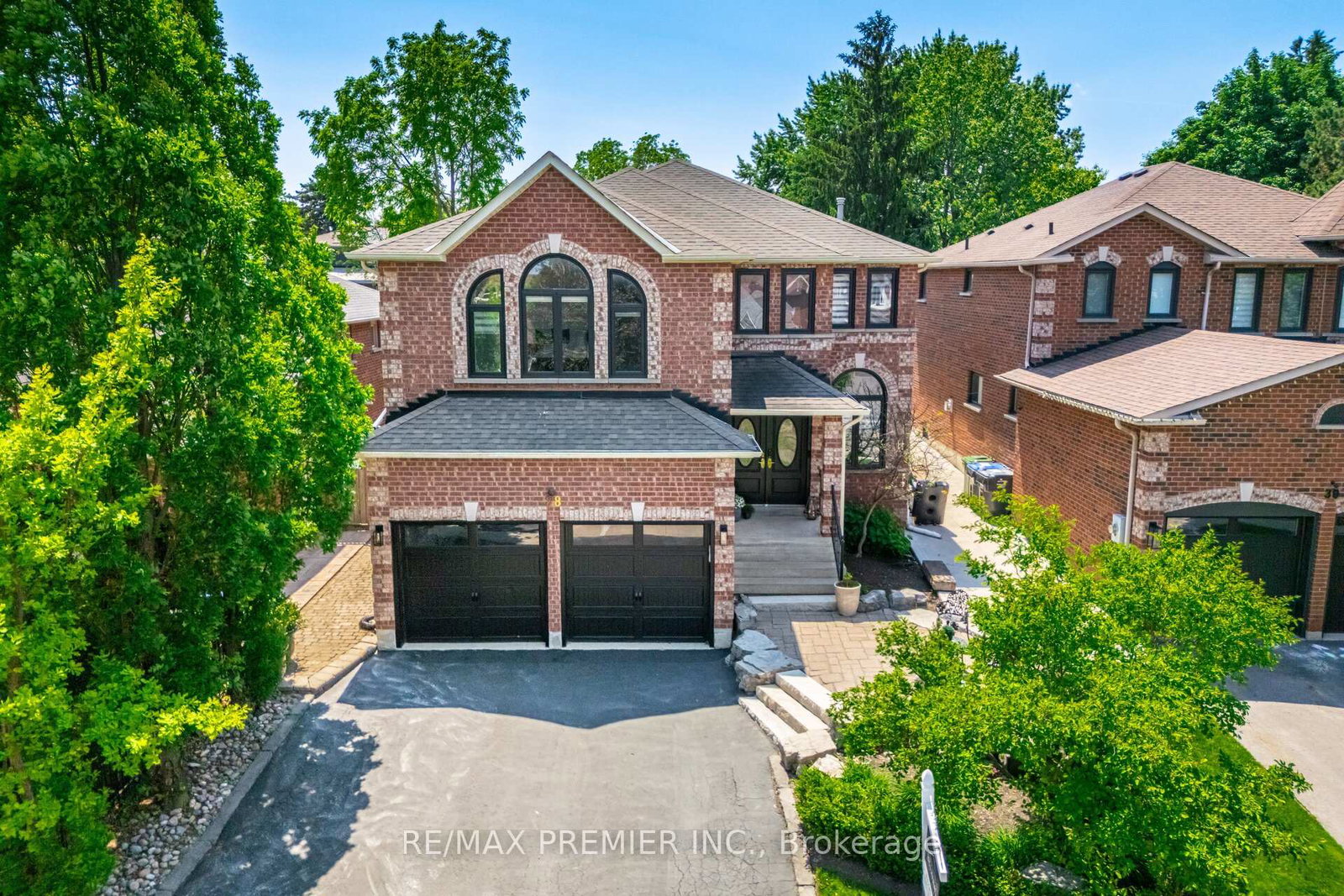 28-strawberry-hill-court-caledon-ontario-w12220336