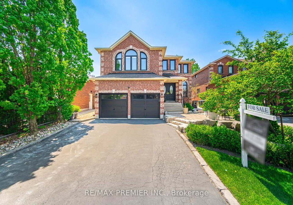 28-strawberry-hill-court-caledon-ontario-w12220336