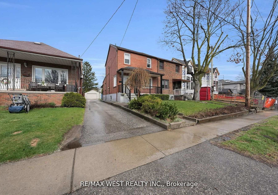 39-frances-avenue-etobicoke-ontario-w12220433