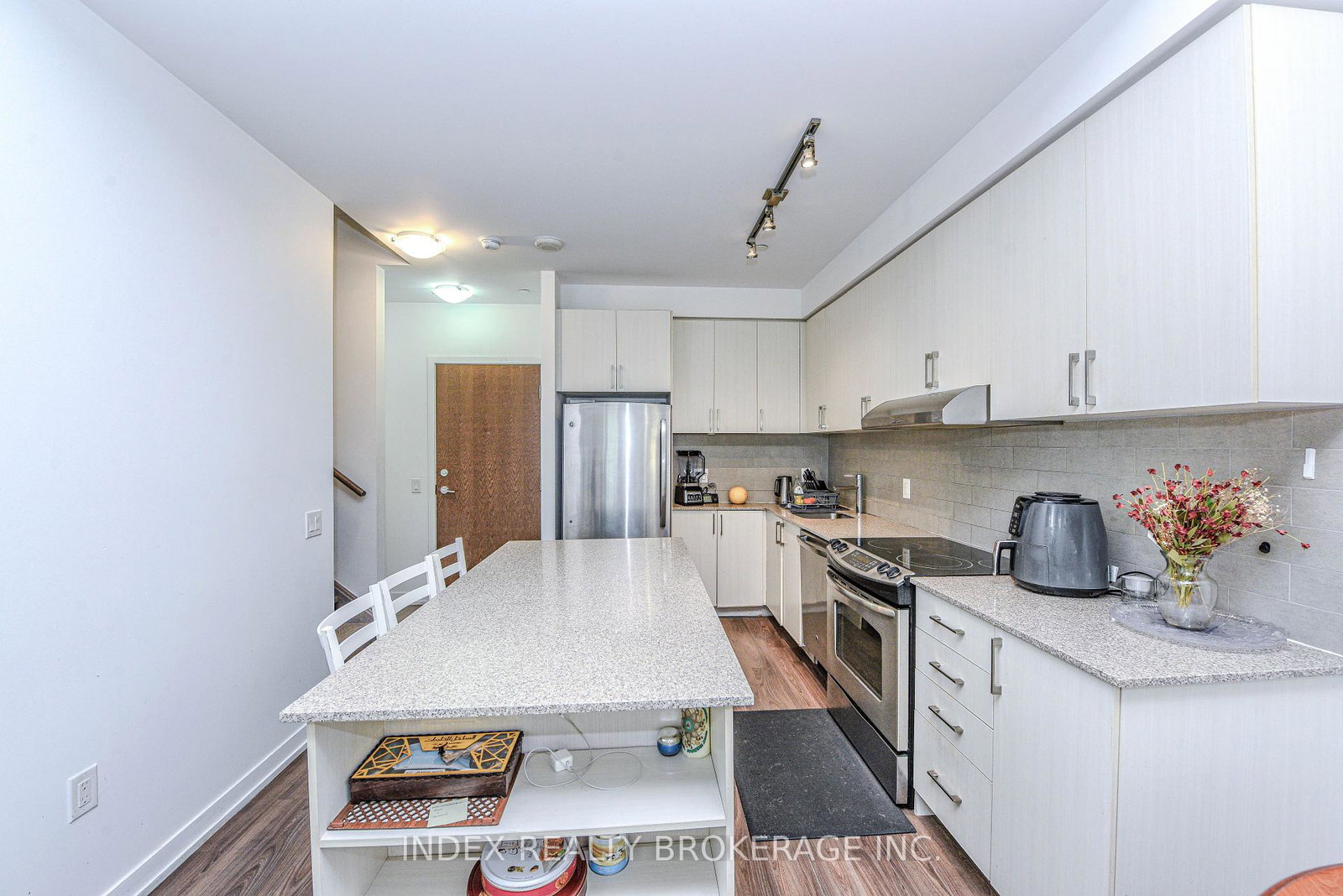 2560-eglington-avenue-mississauga-ontario-w12220453