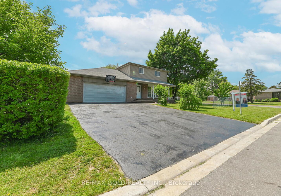 2-flavian-crescent-brampton-ontario-w12220792