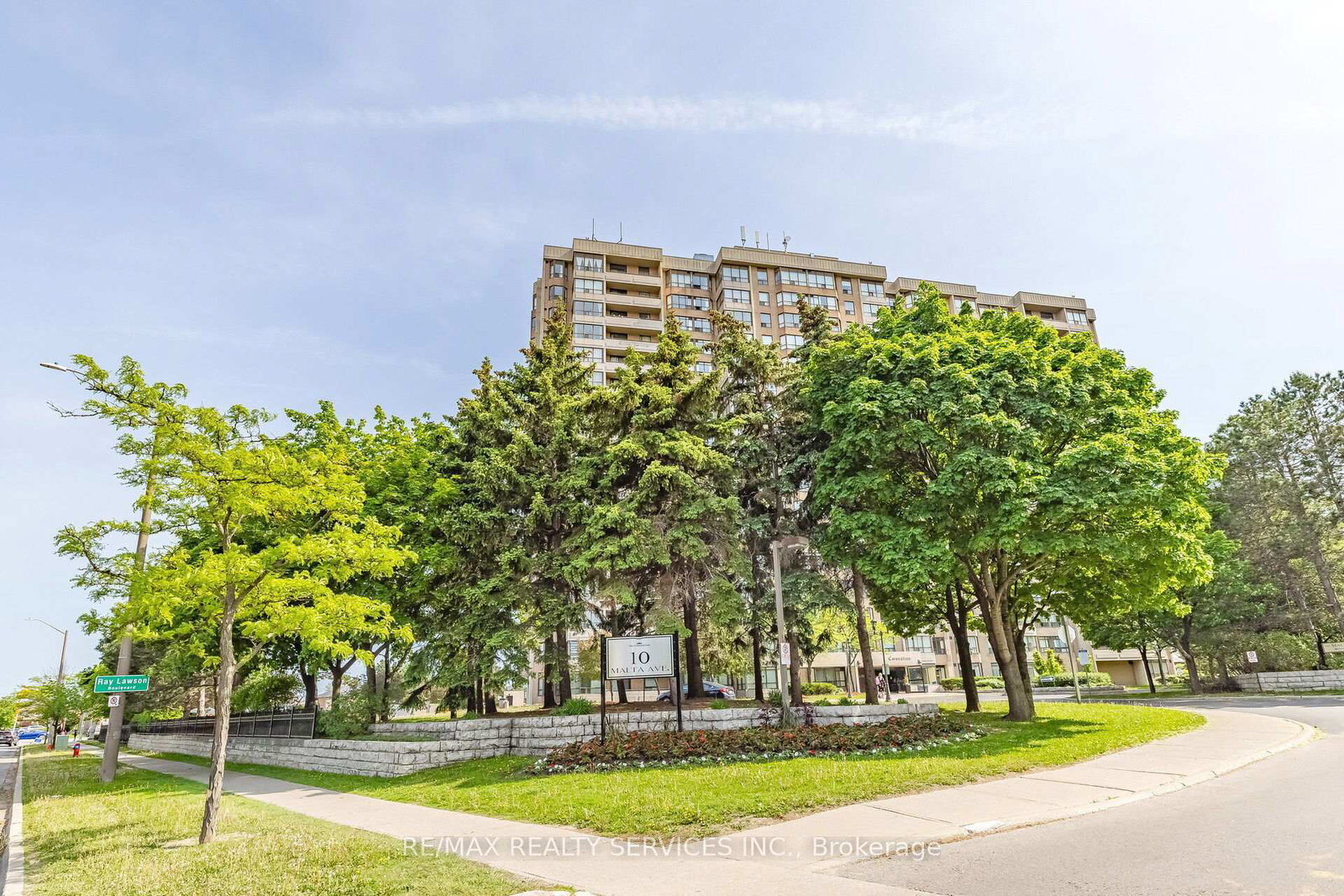 10-malta-avenue-s-brampton-ontario-w12221024