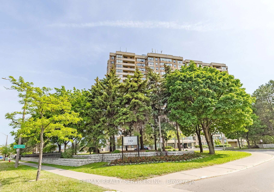 10-malta-avenue-s-brampton-ontario-w12221024