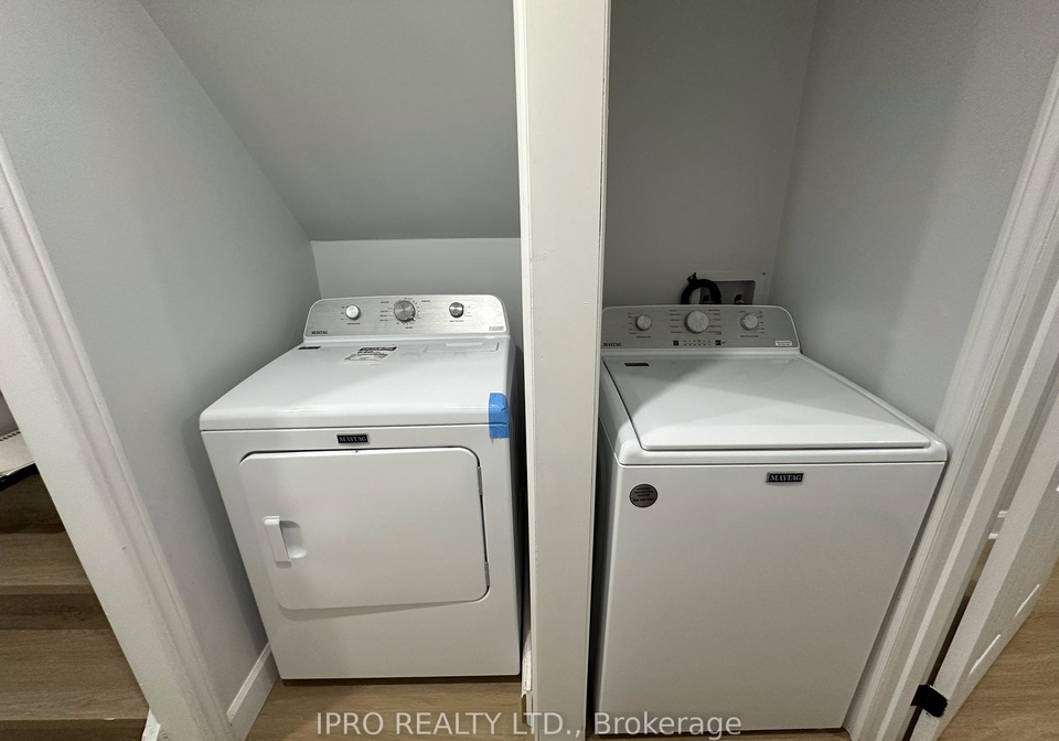 35-shalom-crescent-etobicoke-ontario-w12221253