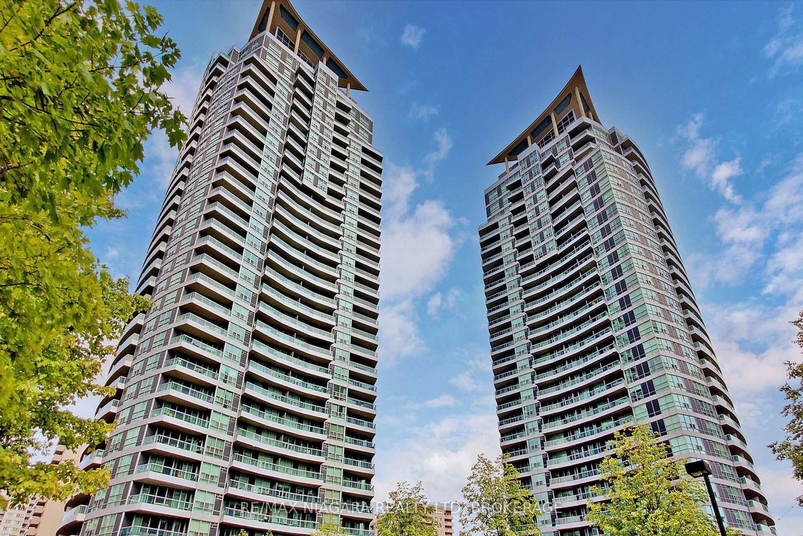 1-elm-drive-mississauga-ontario-w12221342