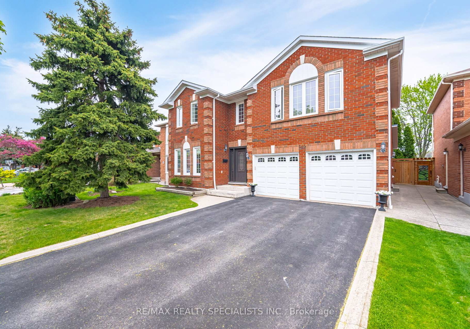 2582-ambercroft-trail-mississauga-ontario-w12221564