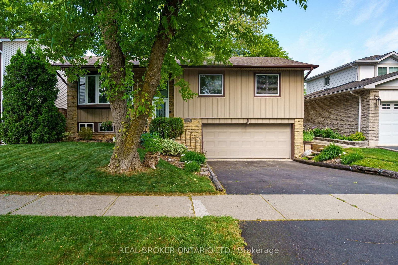 3120-bentworth-drive-burlington-ontario-w12221620