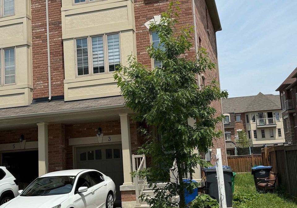 3-hobart-gardens-brampton-ontario-w12221651