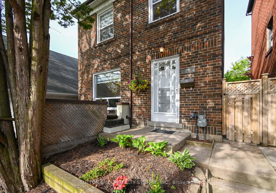 24-runnymede-road-toronto-ontario-w12221835