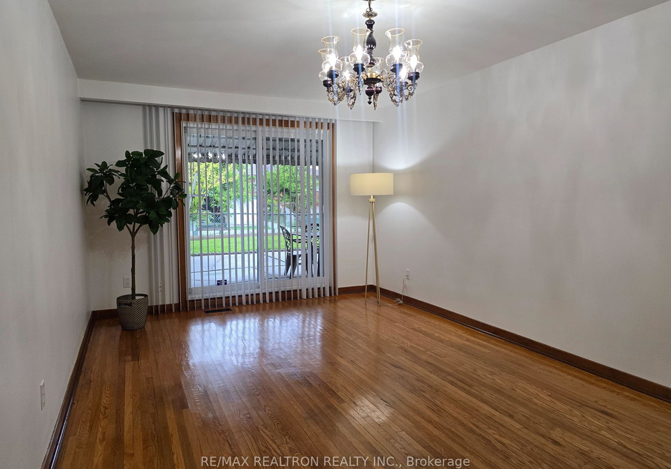118-shoreham-drive-york-ontario-w12222054