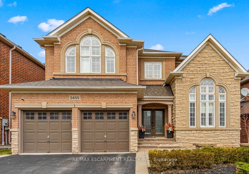 2455-bon-echo-drive-oakville-ontario-w12222074