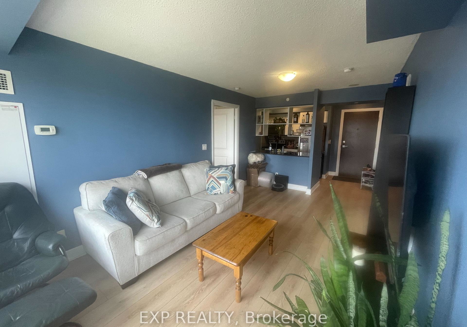 6-eva-road-etobicoke-ontario-w12222248