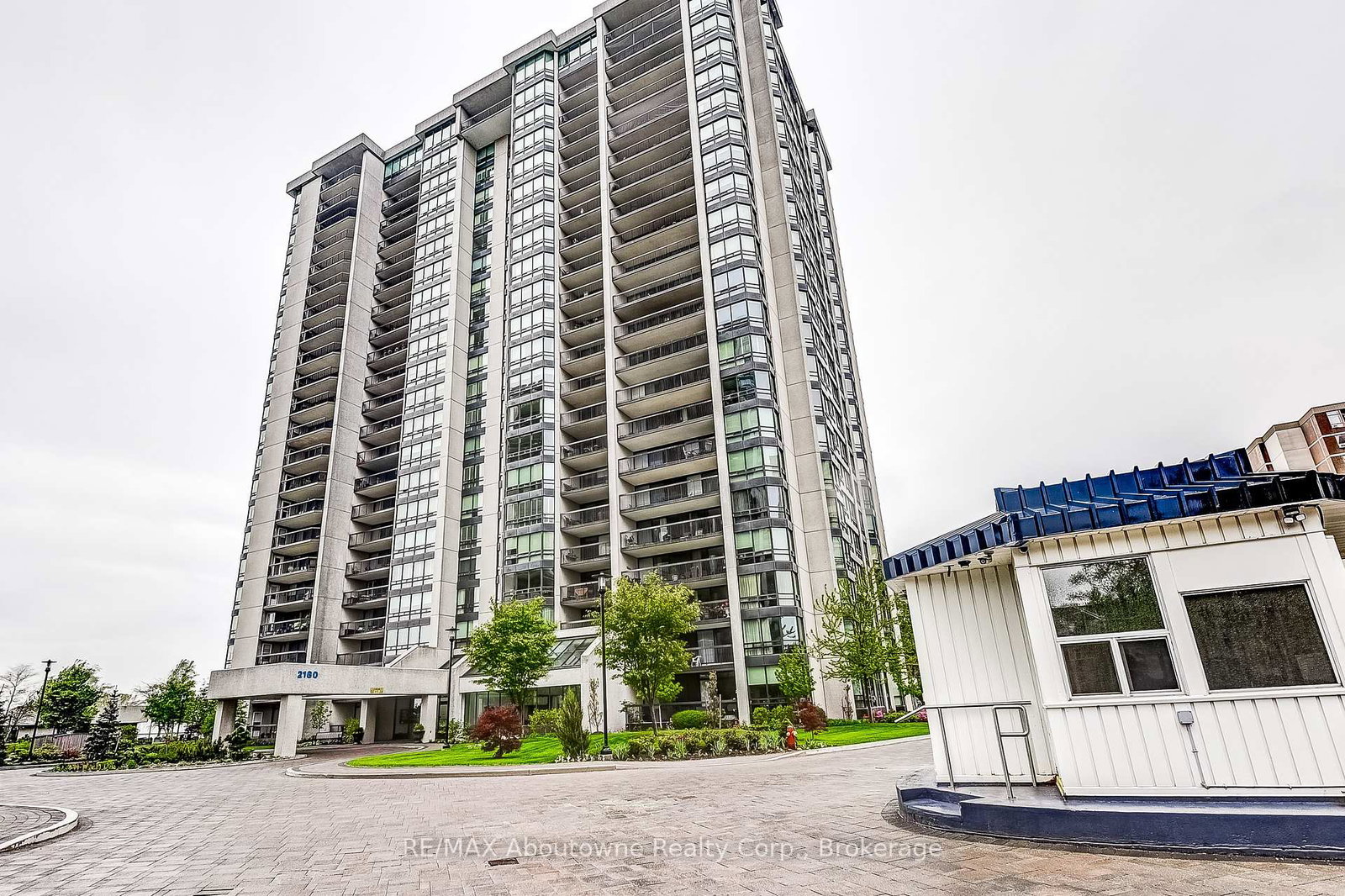 2180-marine-drive-oakville-ontario-w12222524