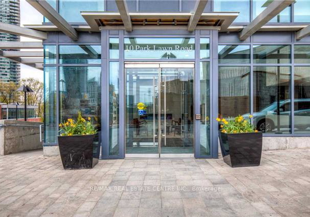 10-parklawn-road-etobicoke-ontario-w12222654