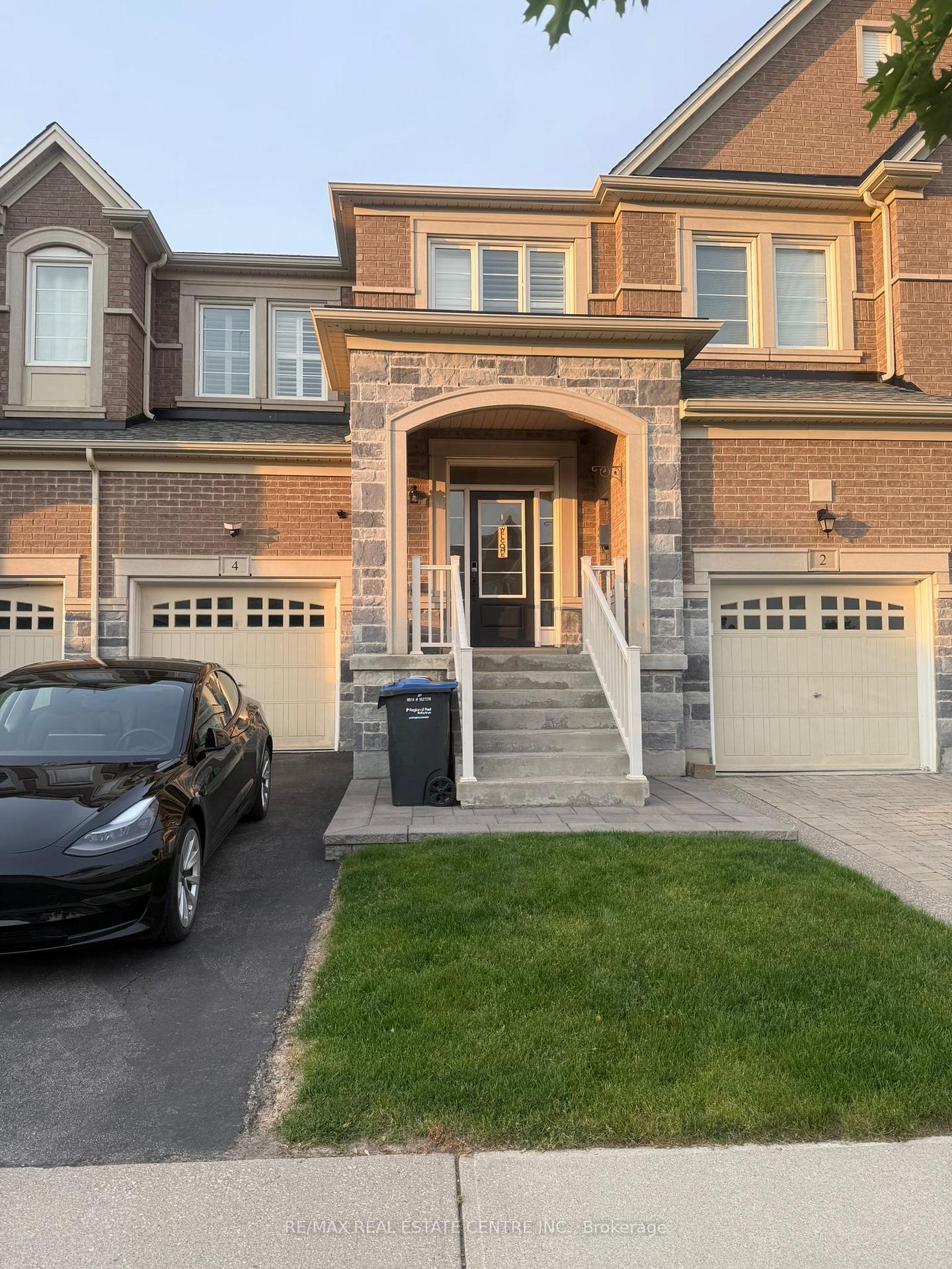 4-little-britain-crescent-brampton-ontario-w12222780