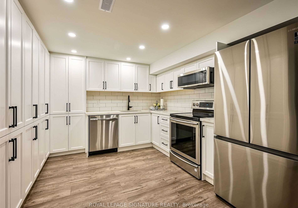 6164-edenwood-drive-mississauga-ontario-w12223106