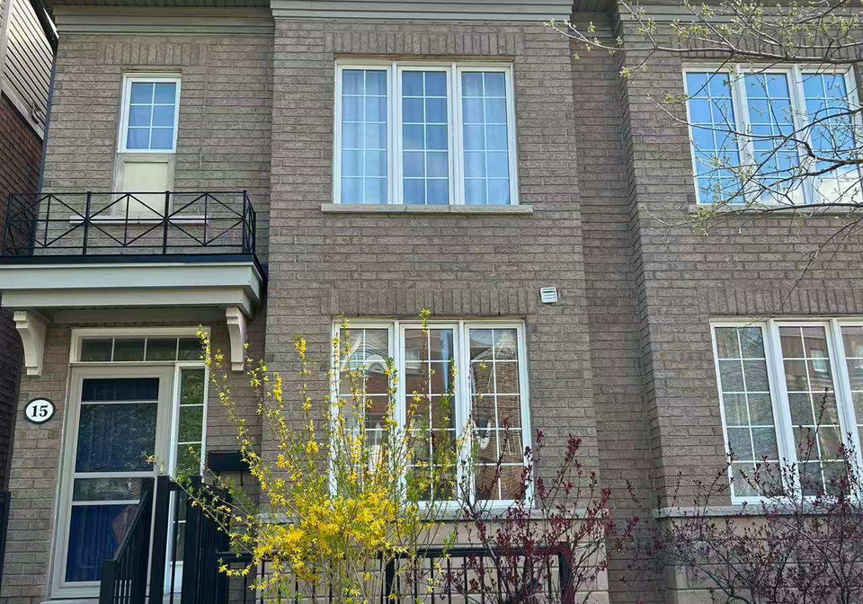 15-haynes-avenue-york-ontario-w12223135