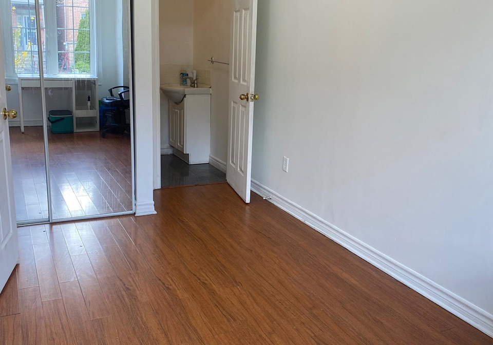 15-haynes-avenue-york-ontario-w12223135