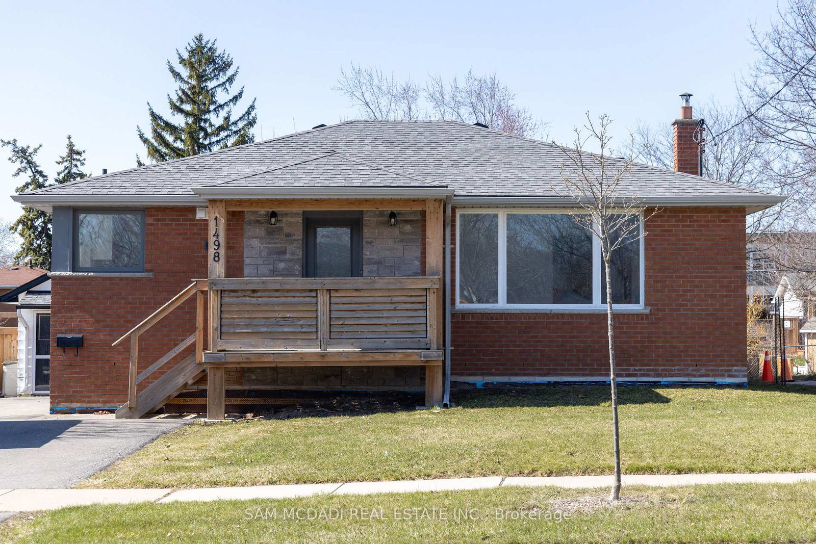 1498-fisher-avenue-burlington-ontario-w12223198