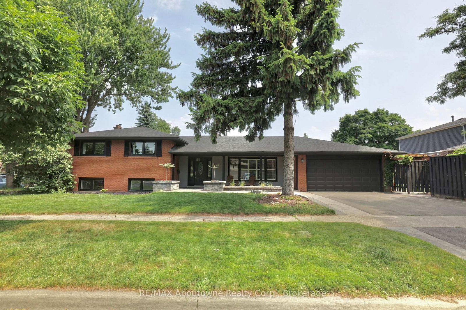 1913-steepbank-crescent-mississauga-ontario-w12223269