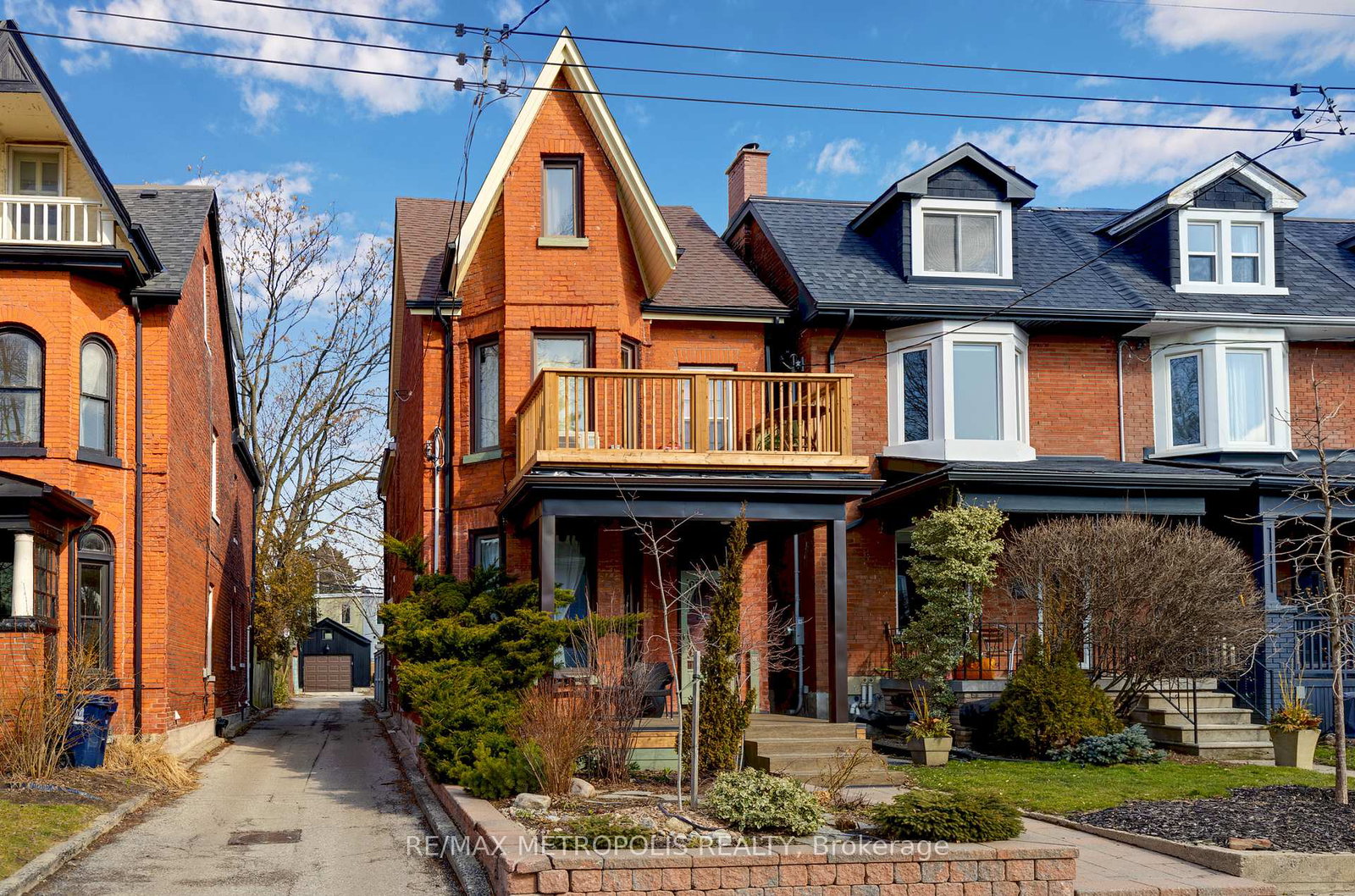 52-fern-avenue-toronto-ontario-w12223341