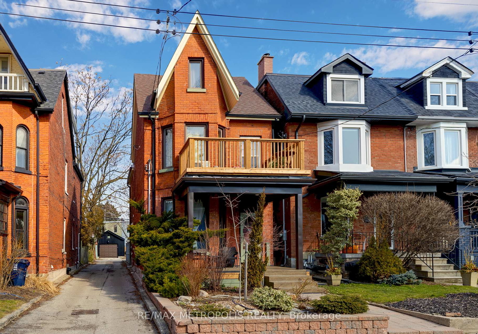 52-fern-avenue-toronto-ontario-w12223341