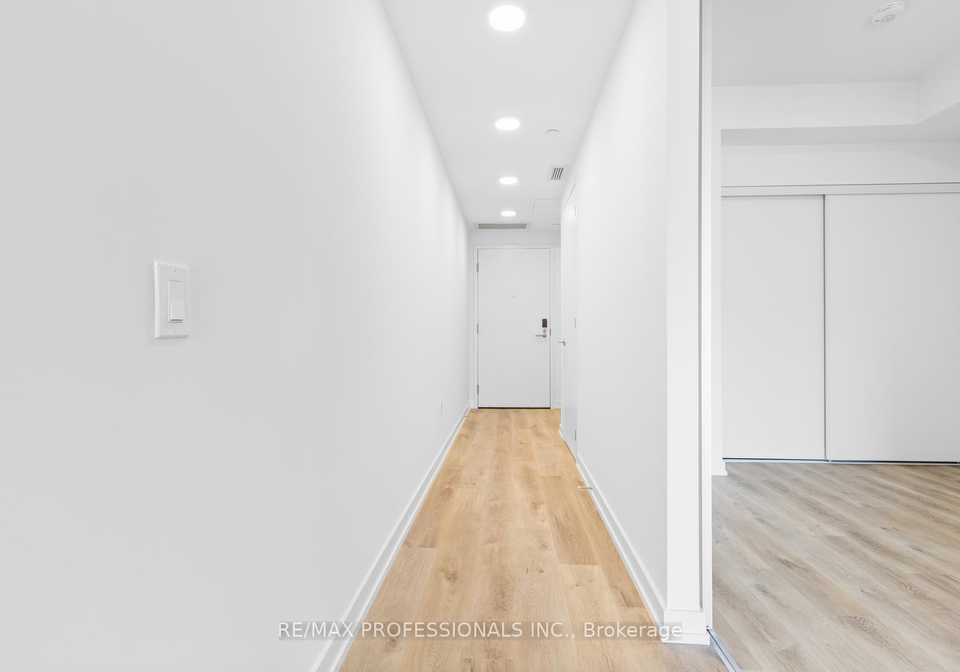 6-chartwell-road-etobicoke-ontario-w12223453