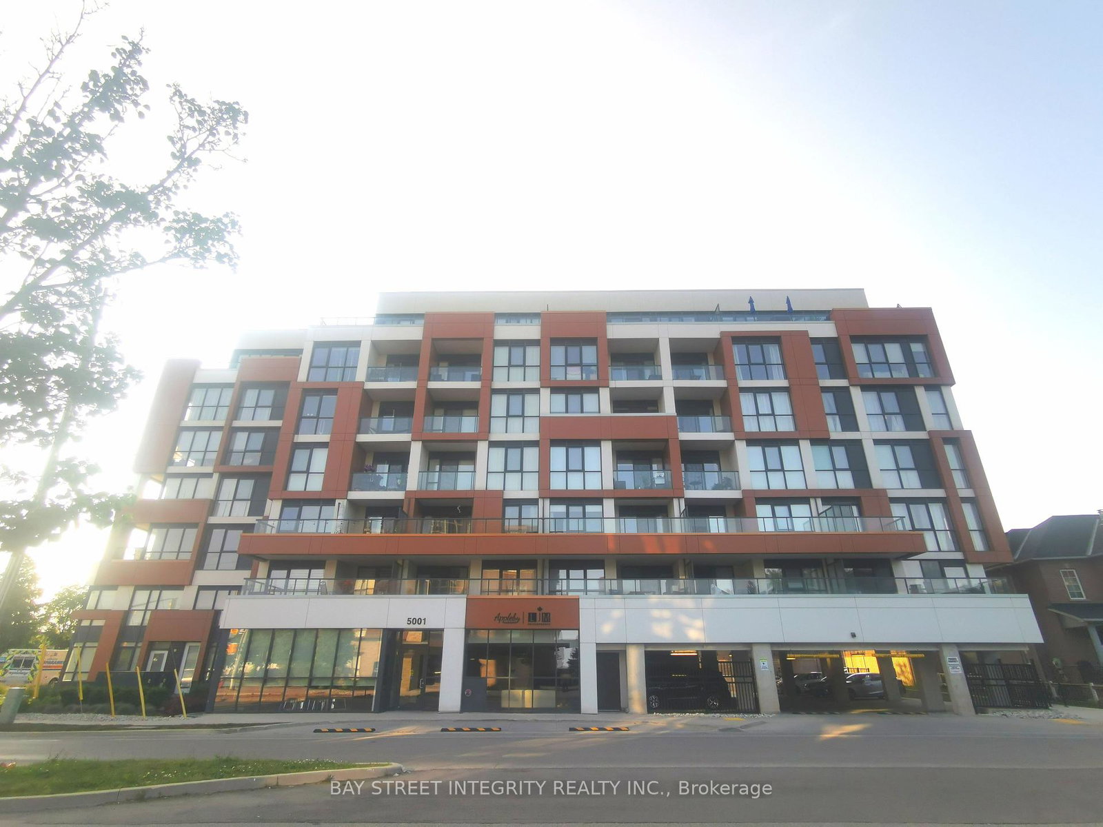 5001-corporate-drive-burlington-ontario-w12224242