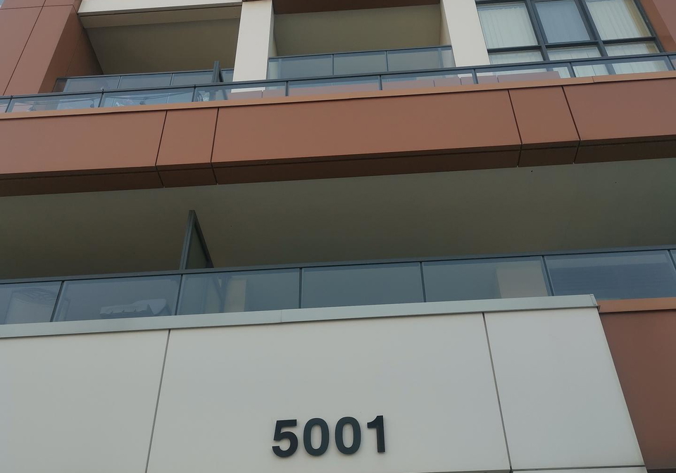 5001-corporate-drive-burlington-ontario-w12224242