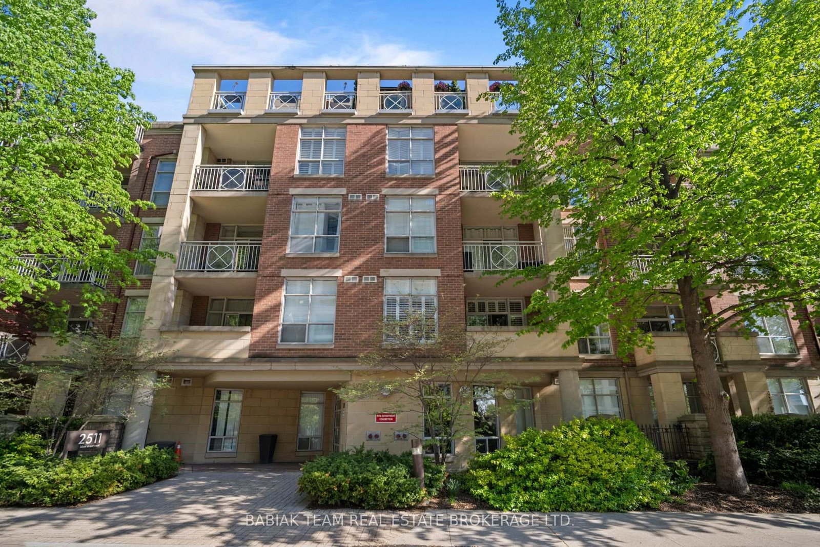 2511-bloor-street-w-toronto-ontario-w12224340