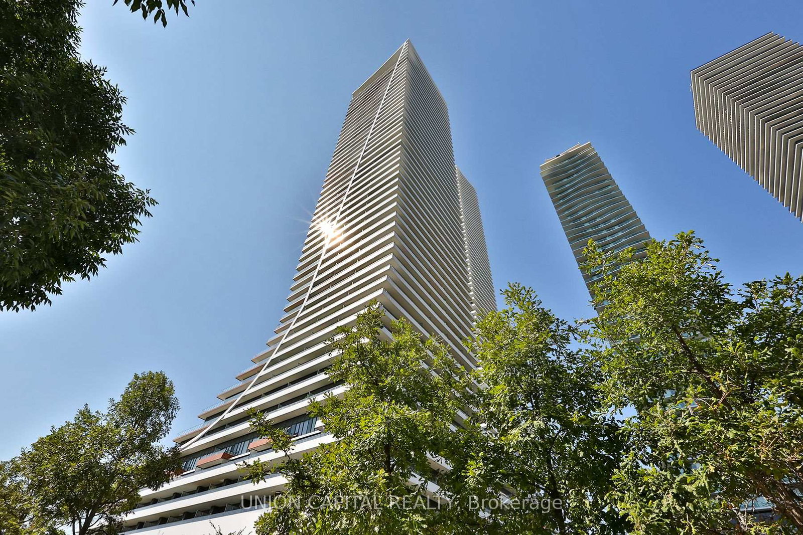 20-shore-breeze-drive-etobicoke-ontario-w12224512