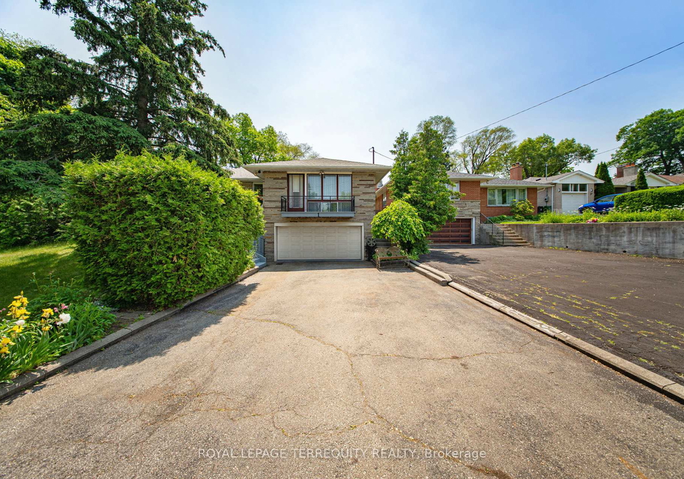 1-leland-avenue-etobicoke-ontario-w12224576