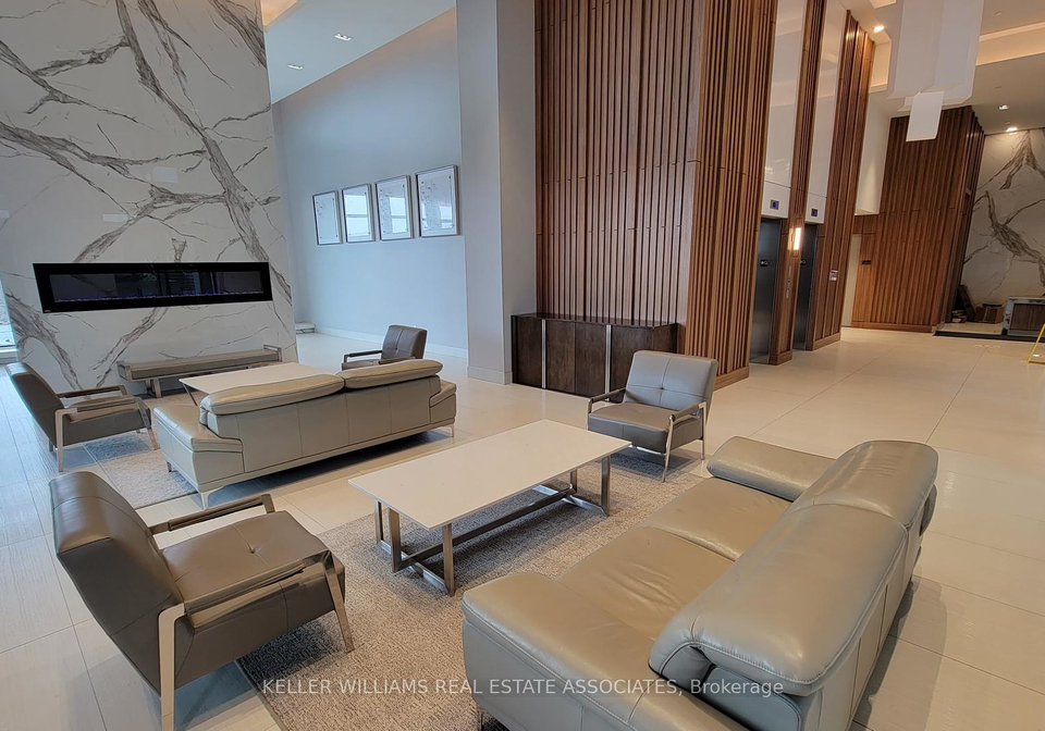 30-shore-breeze-drive-etobicoke-ontario-w12225900