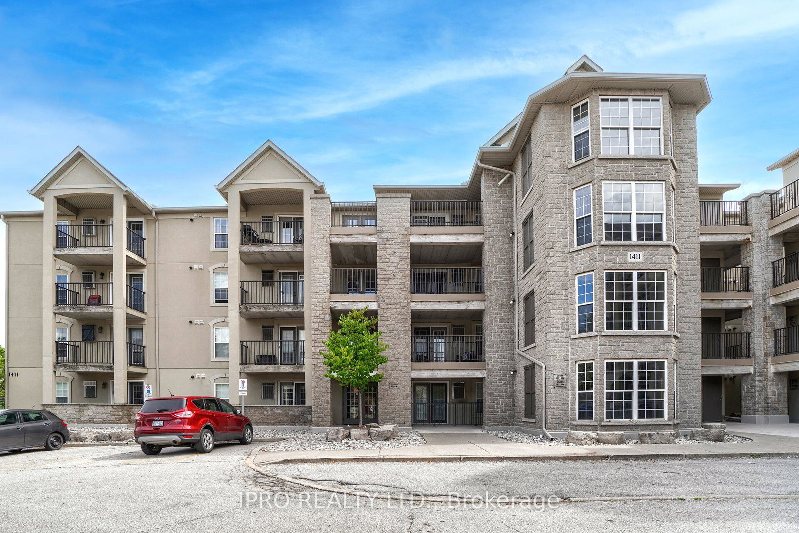 1411-walkers-line-burlington-ontario-w12225928