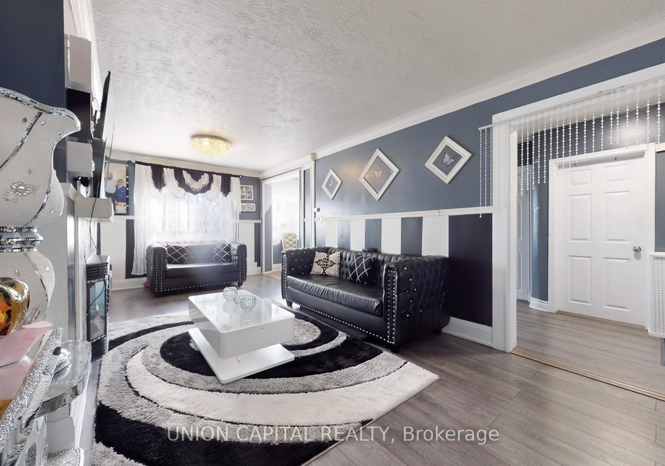 15-mcarthur-street-etobicoke-ontario-w12226068