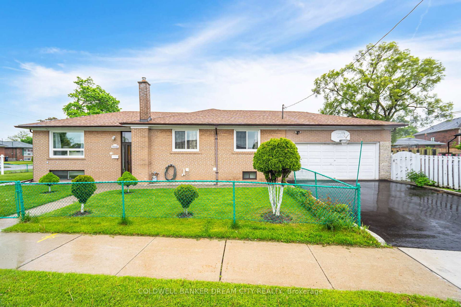 35-guiness-avenue-etobicoke-ontario-w12226147