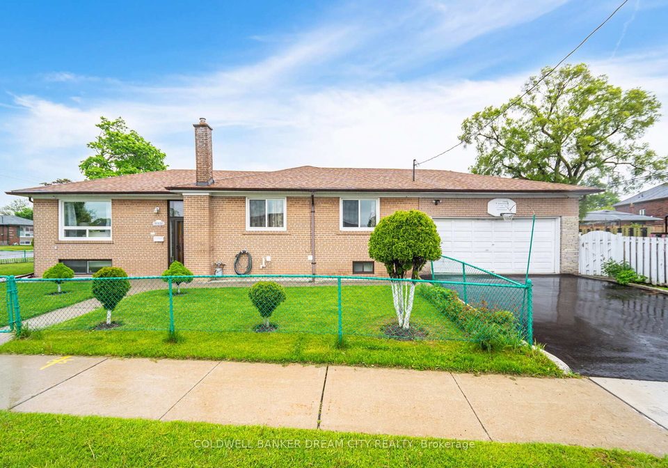 35-guiness-avenue-etobicoke-ontario-w12226147