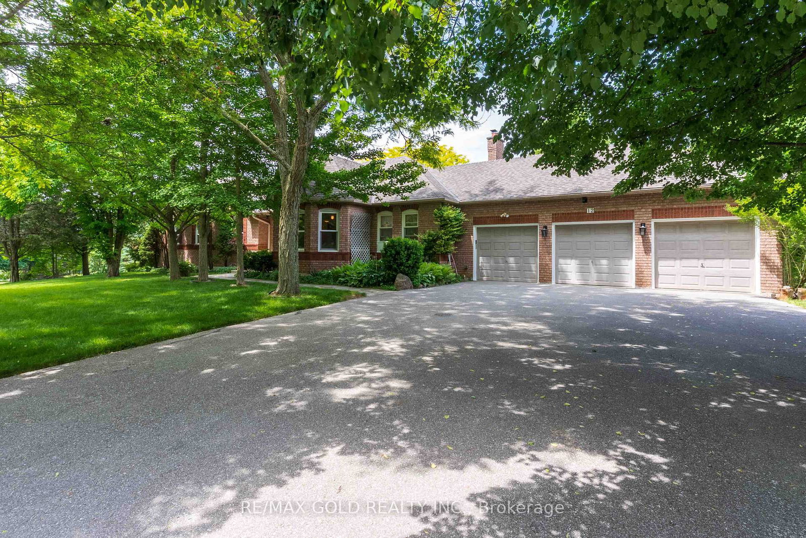 12-golfdale-court-caledon-ontario-w12226236