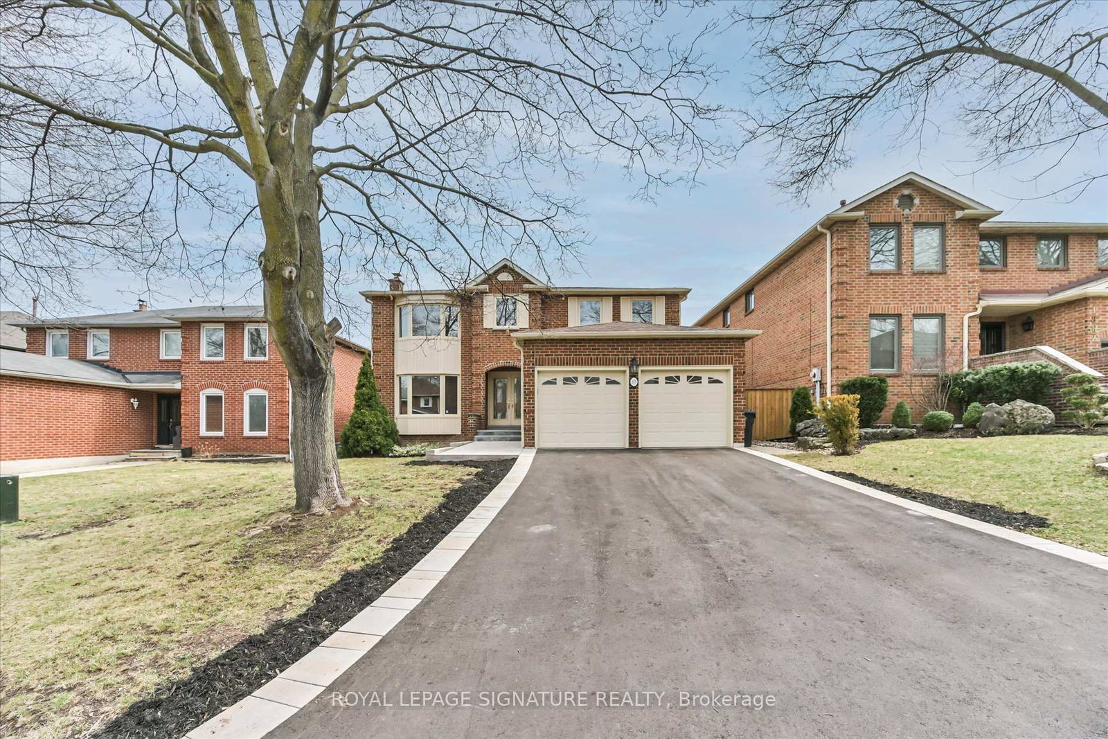1878-flintlock-court-mississauga-ontario-w12226340
