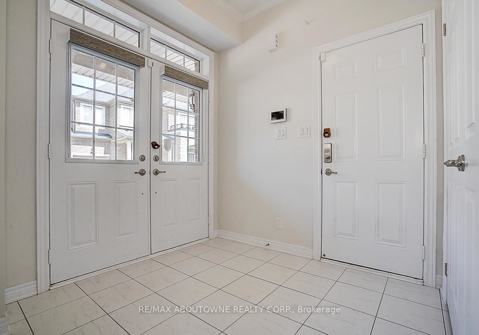 3018-rivertrail-common-avenue-oakville-ontario-w12226474