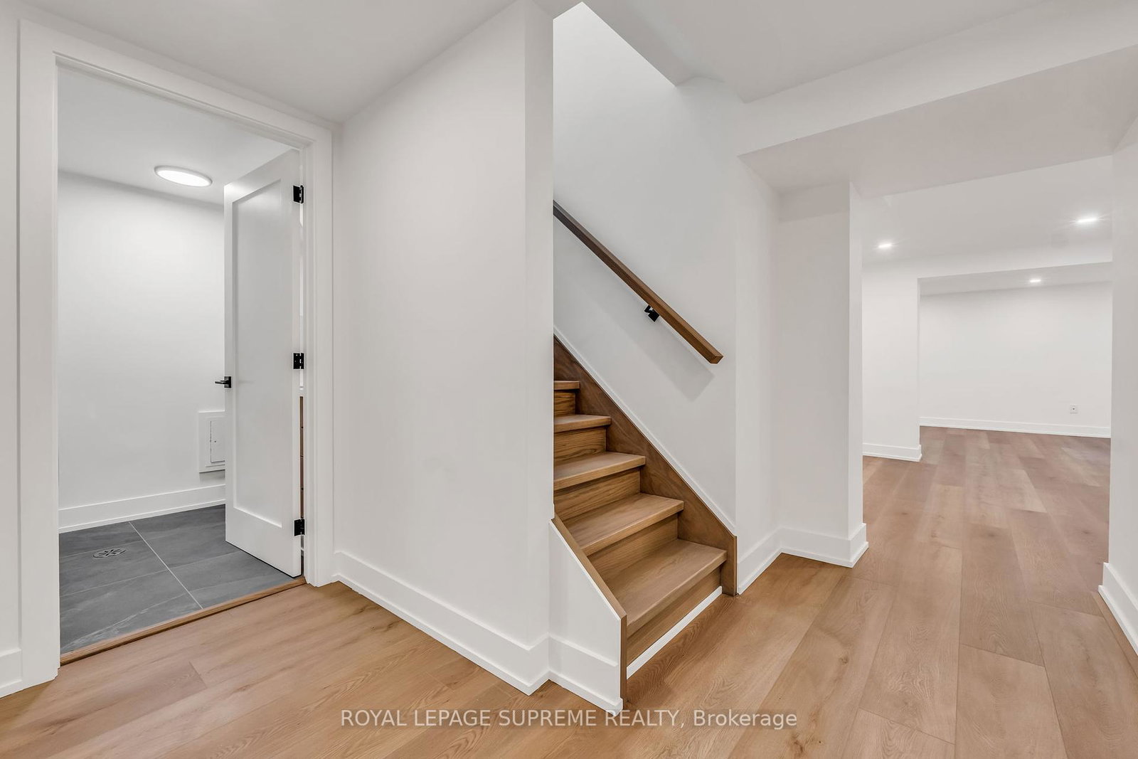 485-anthony-drive-oakville-ontario-w12226694