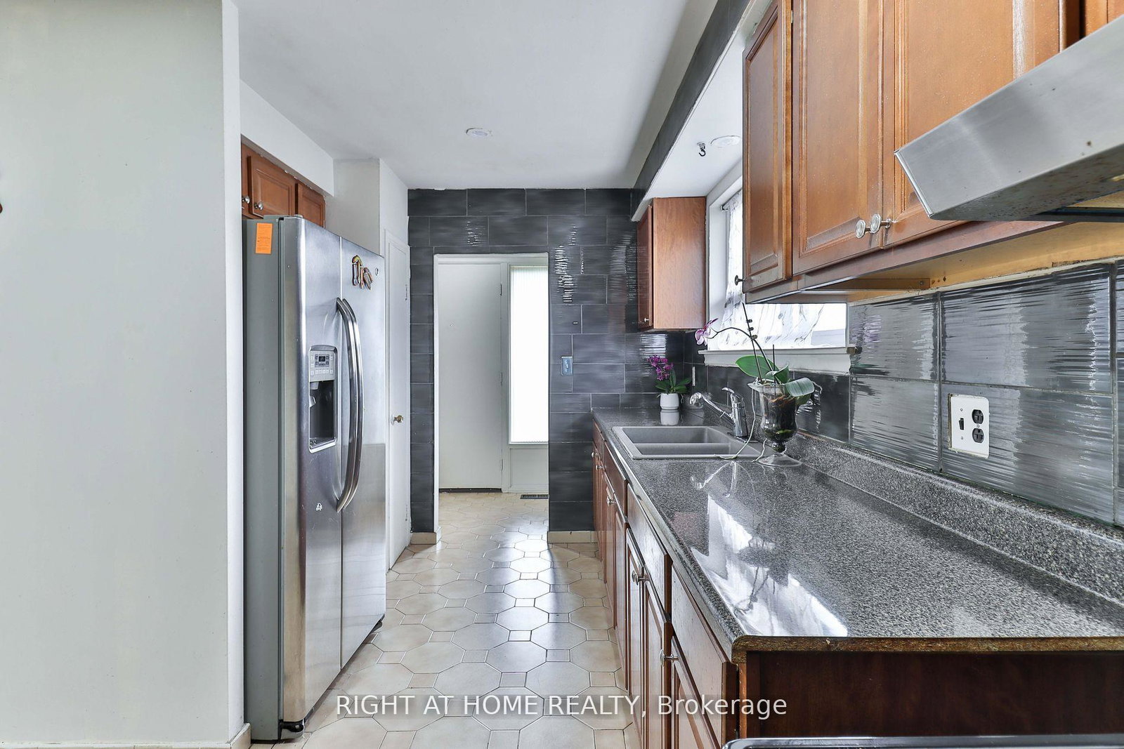 14-midden-crescent-etobicoke-ontario-w12226856