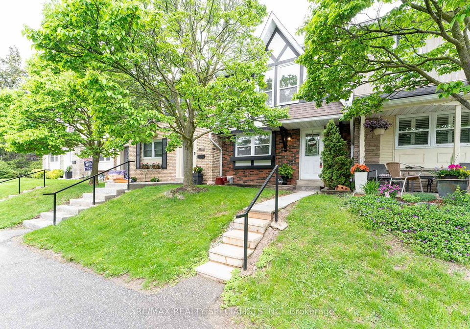 2230-upper-middle-road-burlington-ontario-w12227078