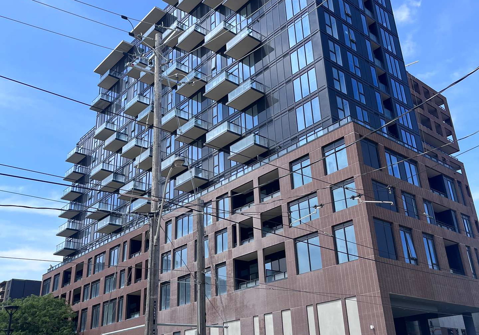 270-dufferin-street-toronto-ontario-w12227178