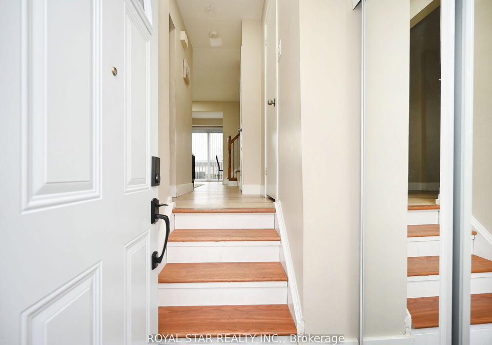 400-valley-boulevard-mississauga-ontario-w12227263
