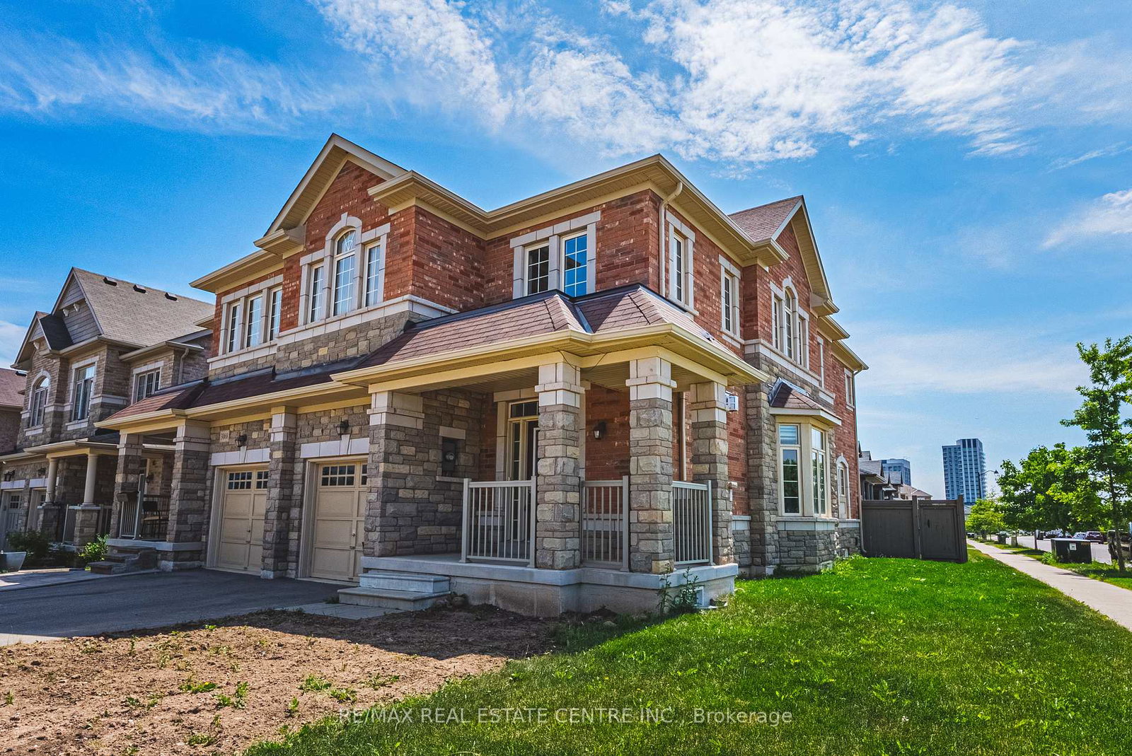 3070-max-khan-boulevard-oakville-ontario-w12227612