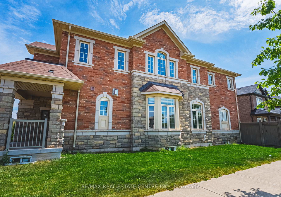 3070-max-khan-boulevard-oakville-ontario-w12227612