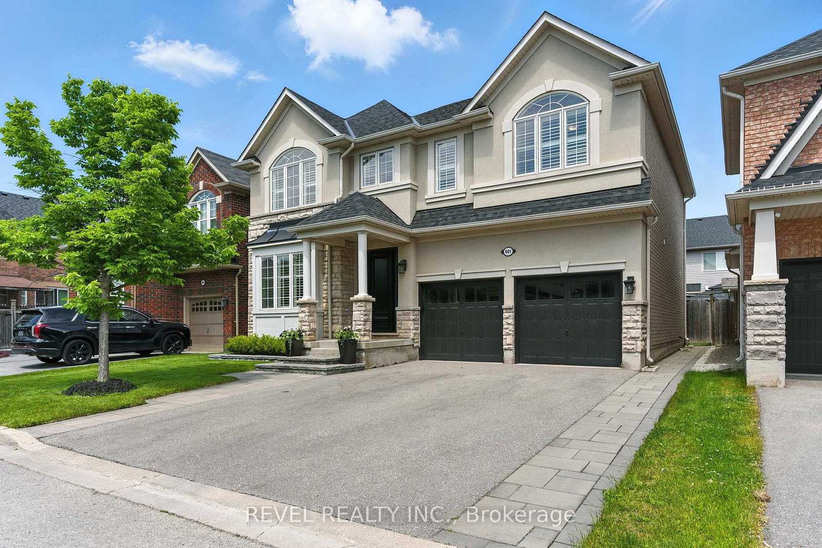 601-brothers-crescent-milton-ontario-w12227630
