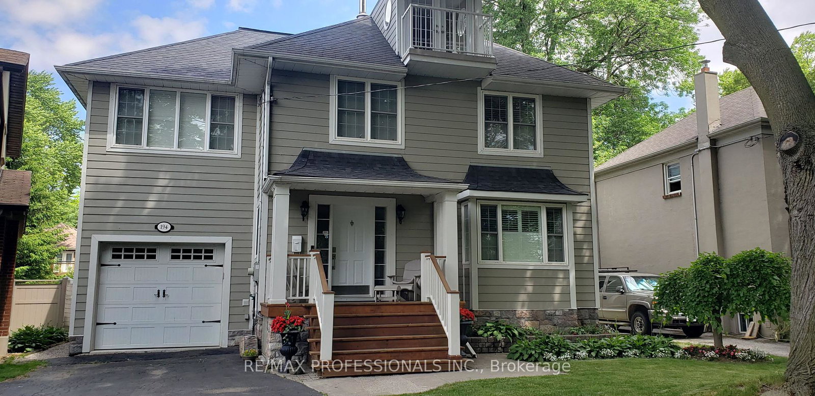 194-lake-promenade-etobicoke-ontario-w12227857