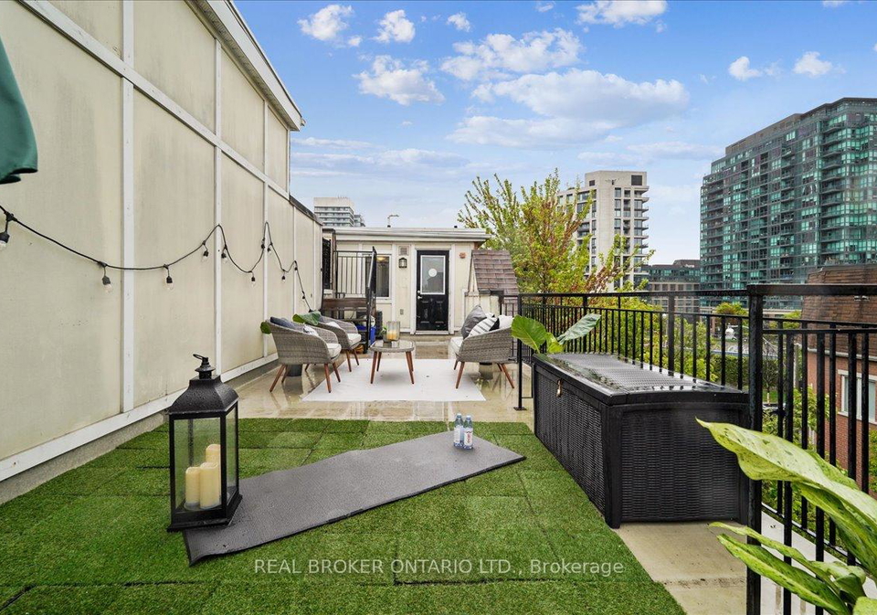 22-laidlaw-street-toronto-ontario-w12227891